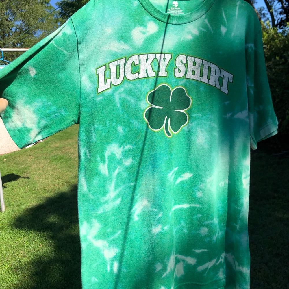 Lucky green acid wash tee